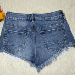 Kendall & Kylie High Rise Fringe Shorts Size 5